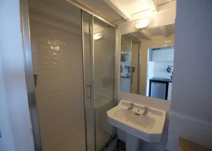 Eco Mezzanine Wifi Stationnement Rue Gratuit Terrasse Dans Jardin