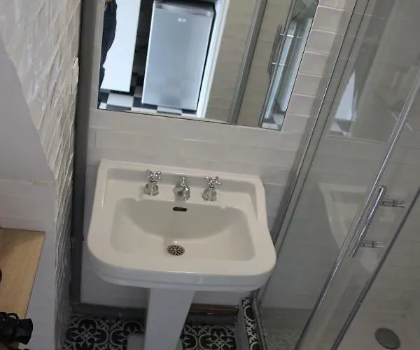 Eco Mezzanine Wifi Stationnement Rue Gratuit Terrasse Dans Jardin *